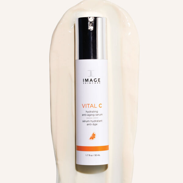 IMAGE_Skincare_VITALC_hydr_antiaging_serum_texture VITAL C Mitrinošs pretnovecošanās serums